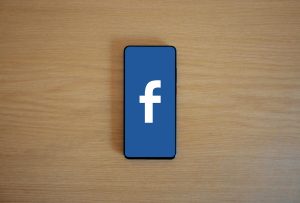 Cómo recuperar mensajes borrados de Facebook